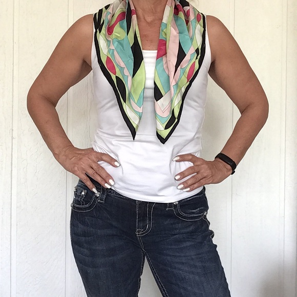 VIBRANT MULTI COLORED SCARF - Picture 3 of 7